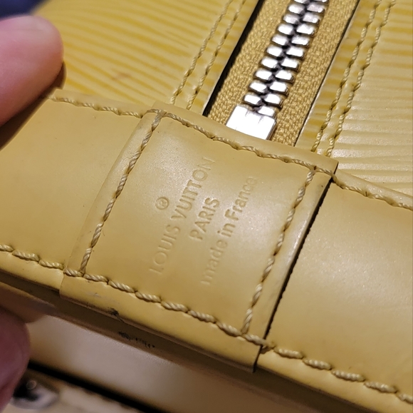 Louis Vuitton Epi Pistachio Leather Alma Satchel PM 2014 Duo Crossbody - Picture 8 of 16